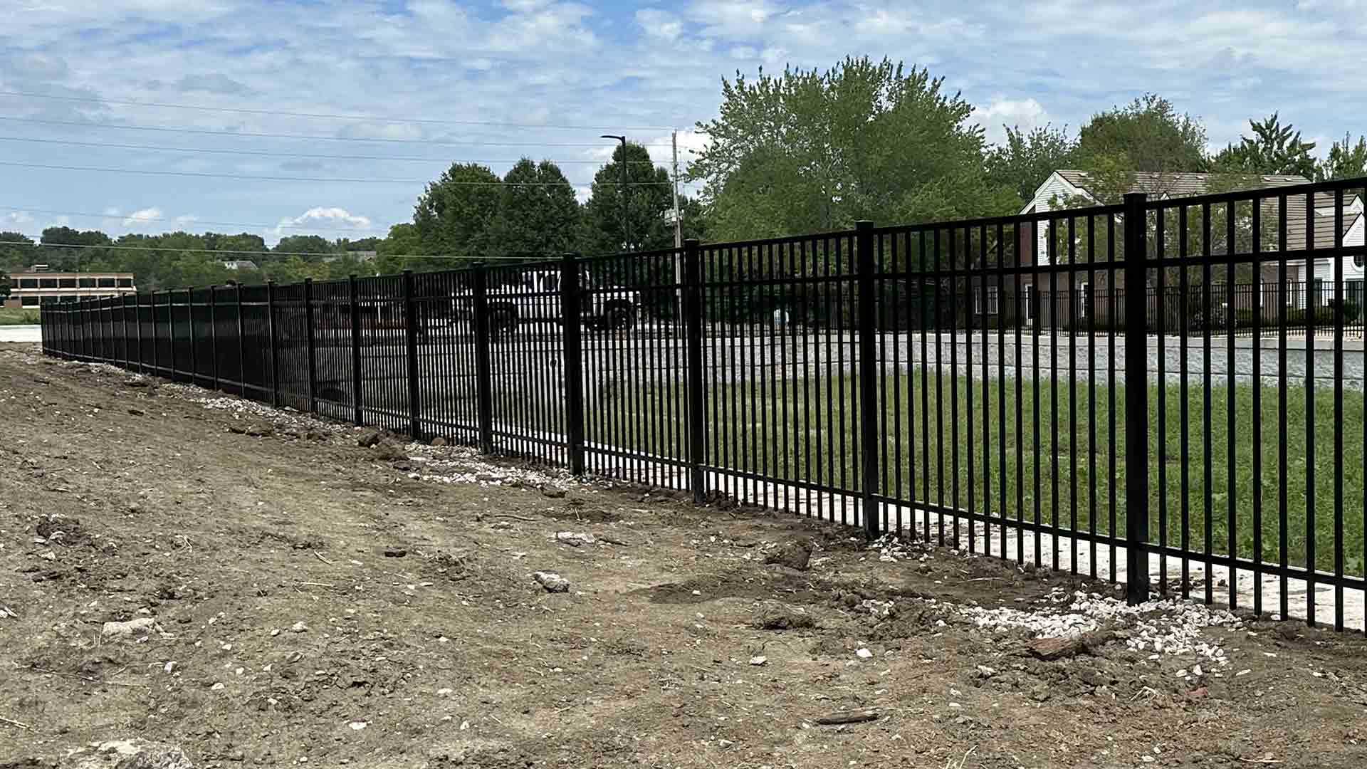 Example 02 of a commercial aluminum fence fabricated and installed by Slagle Fence in Kansas City