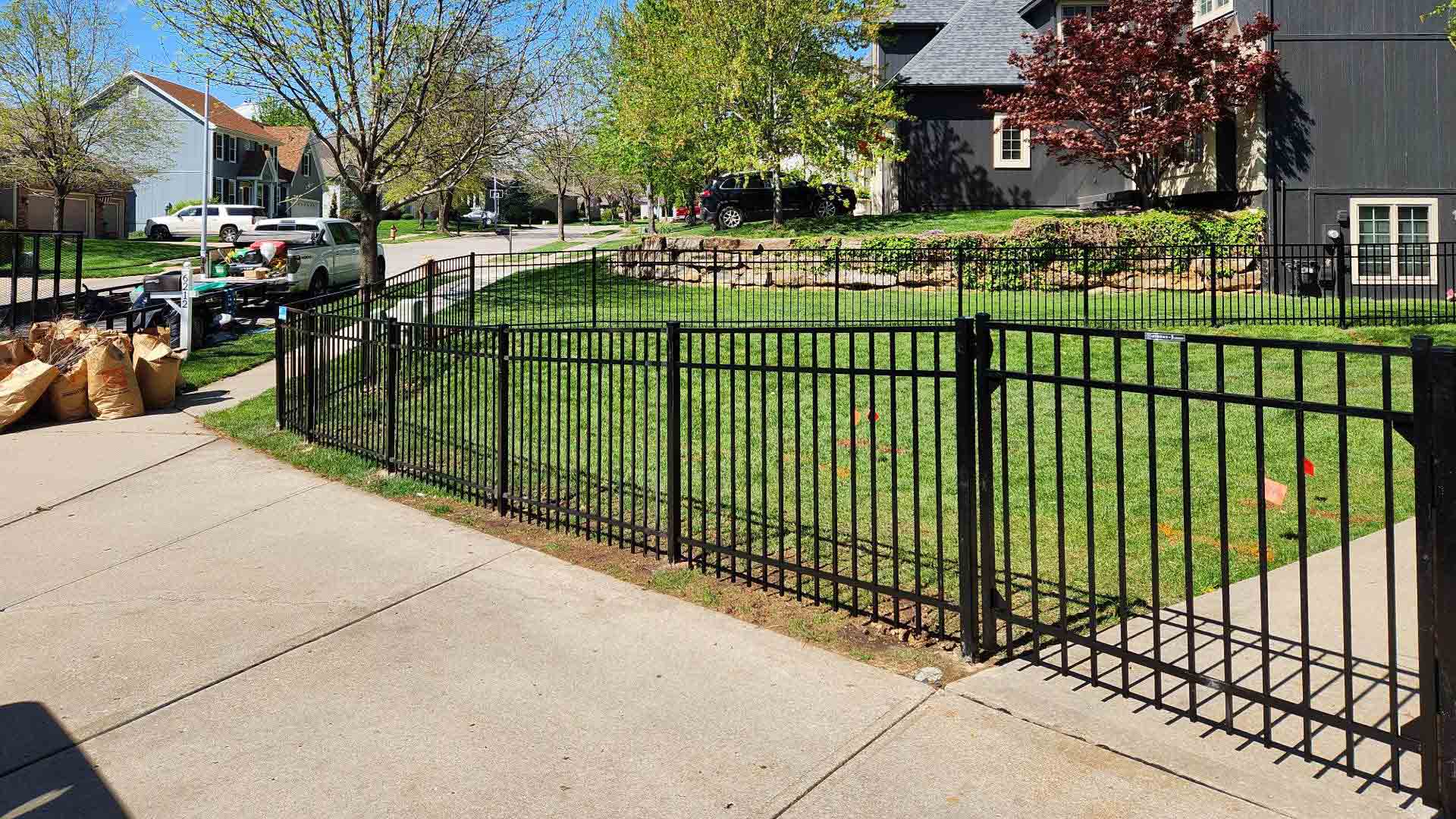 Example 01 of a residential aluminum fence fabricated and installed by Slagle Fence in Kansas City
