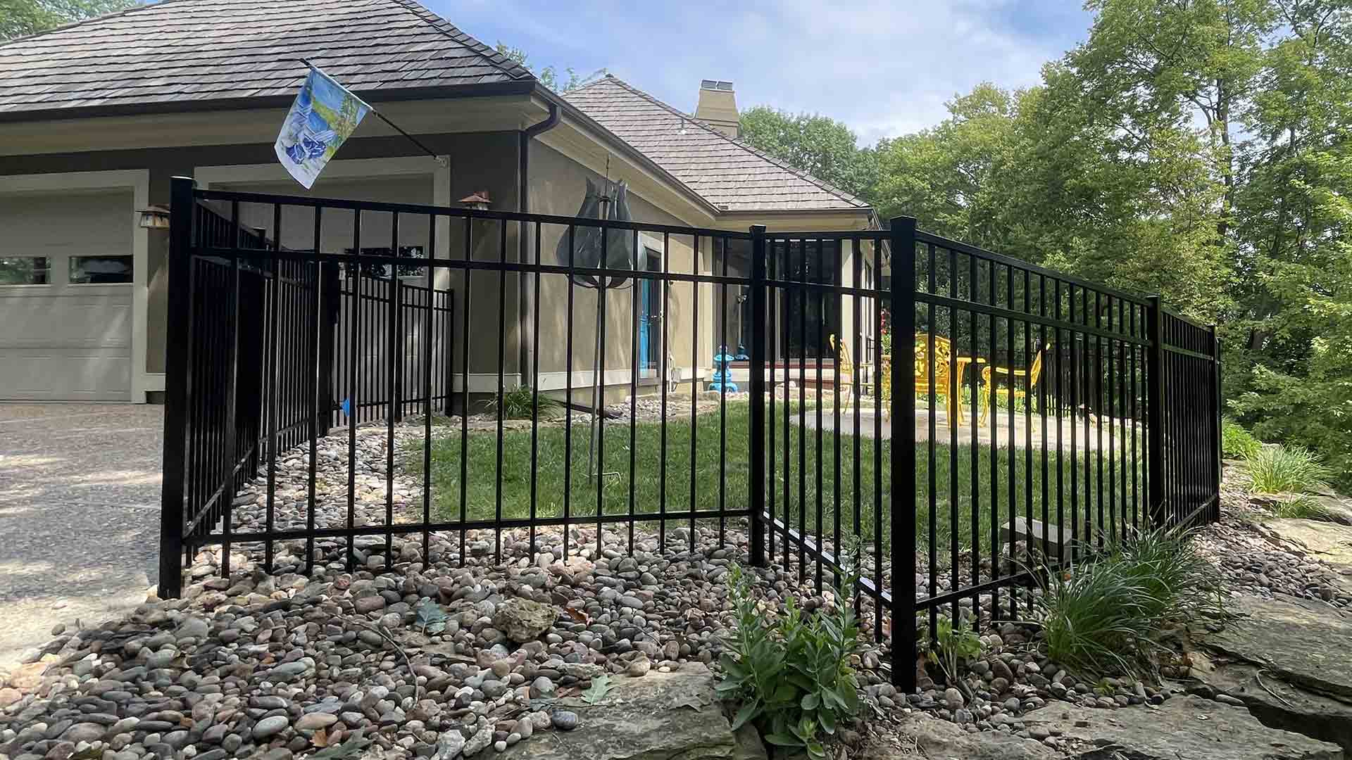 Example of an Aluminum Fence built by Slagle Fence Kansas City 02