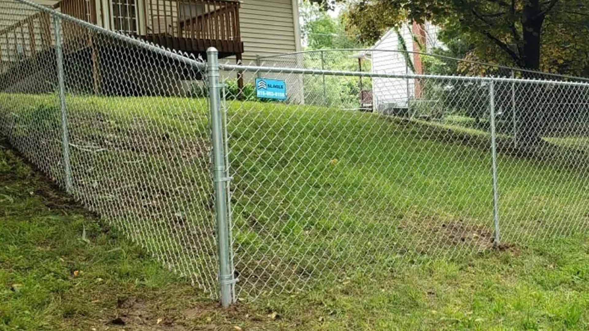 Example 02 of a residential chain link fence fabricated and installed by Slagle Fence in Kansas City