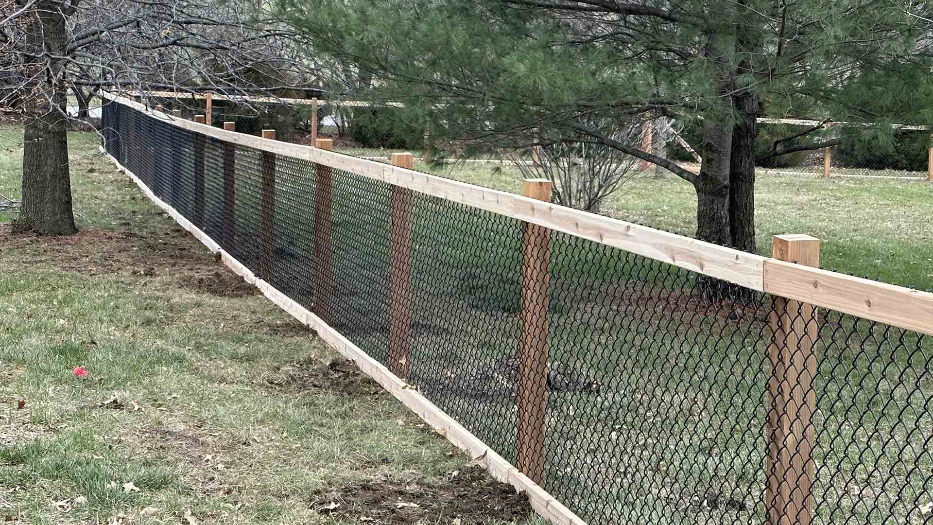Example 02 of a custom residential fence fabricated and installed by Slagle Fence in Kansas City