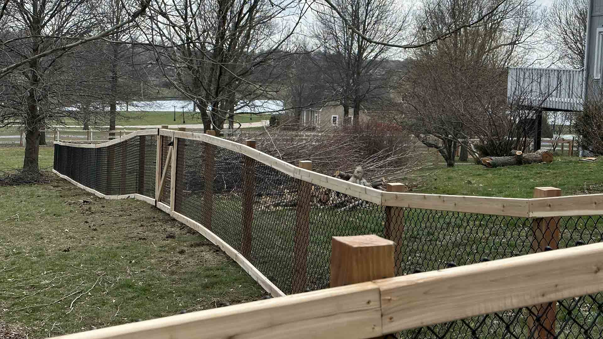 Example 03 of a custom residential fence fabricated and installed by Slagle Fence in Kansas City