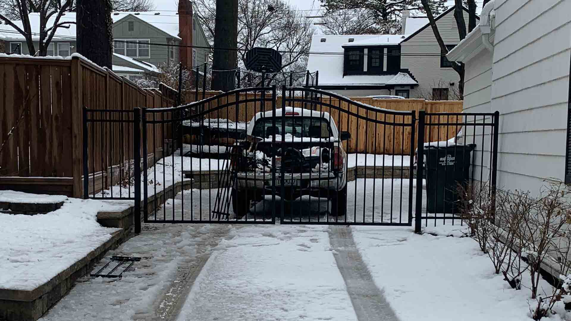 Example 06 of a custom residential fence fabricated and installed by Slagle Fence in Kansas City