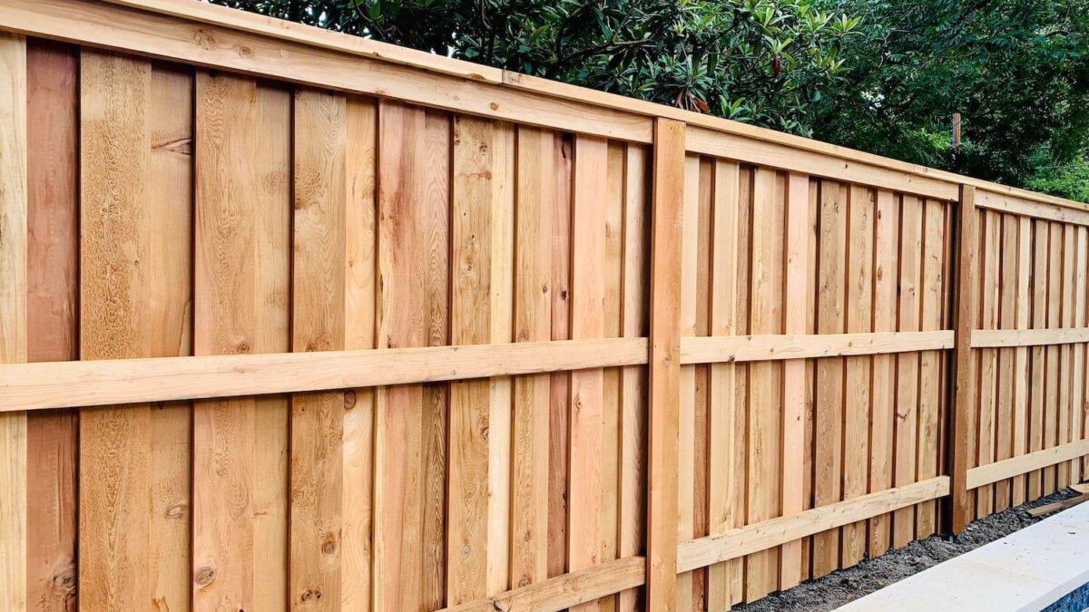 board-on-board-fence-picture-frame-1200×675